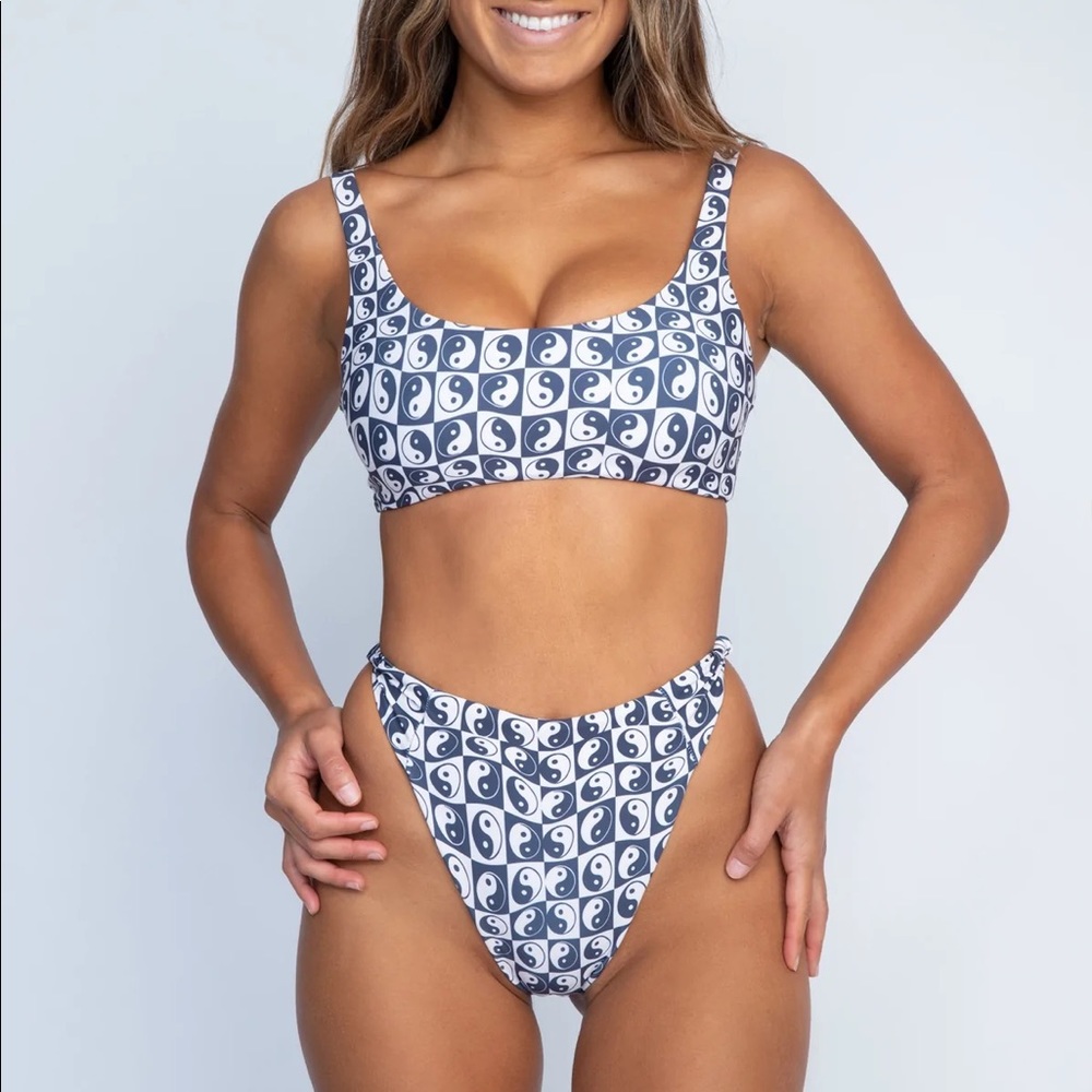 Skatie Swim Mya top & Salty bottom in “Barbados” print.